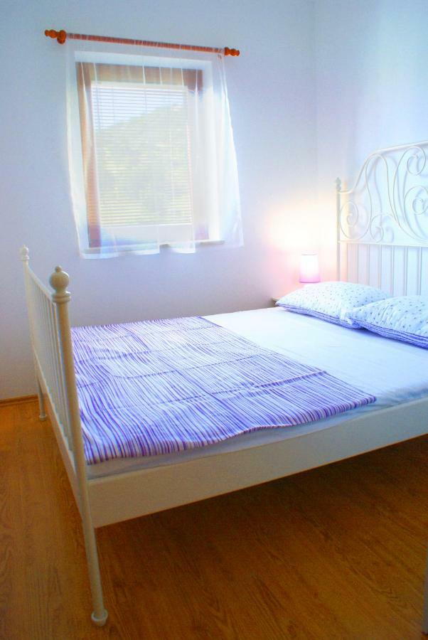 Apartmani Ribarica**** 卡尔卢巴格 外观 照片